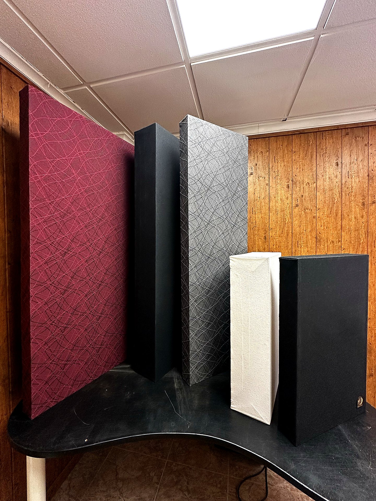 Los cinco colores premium de Lion Acoustic